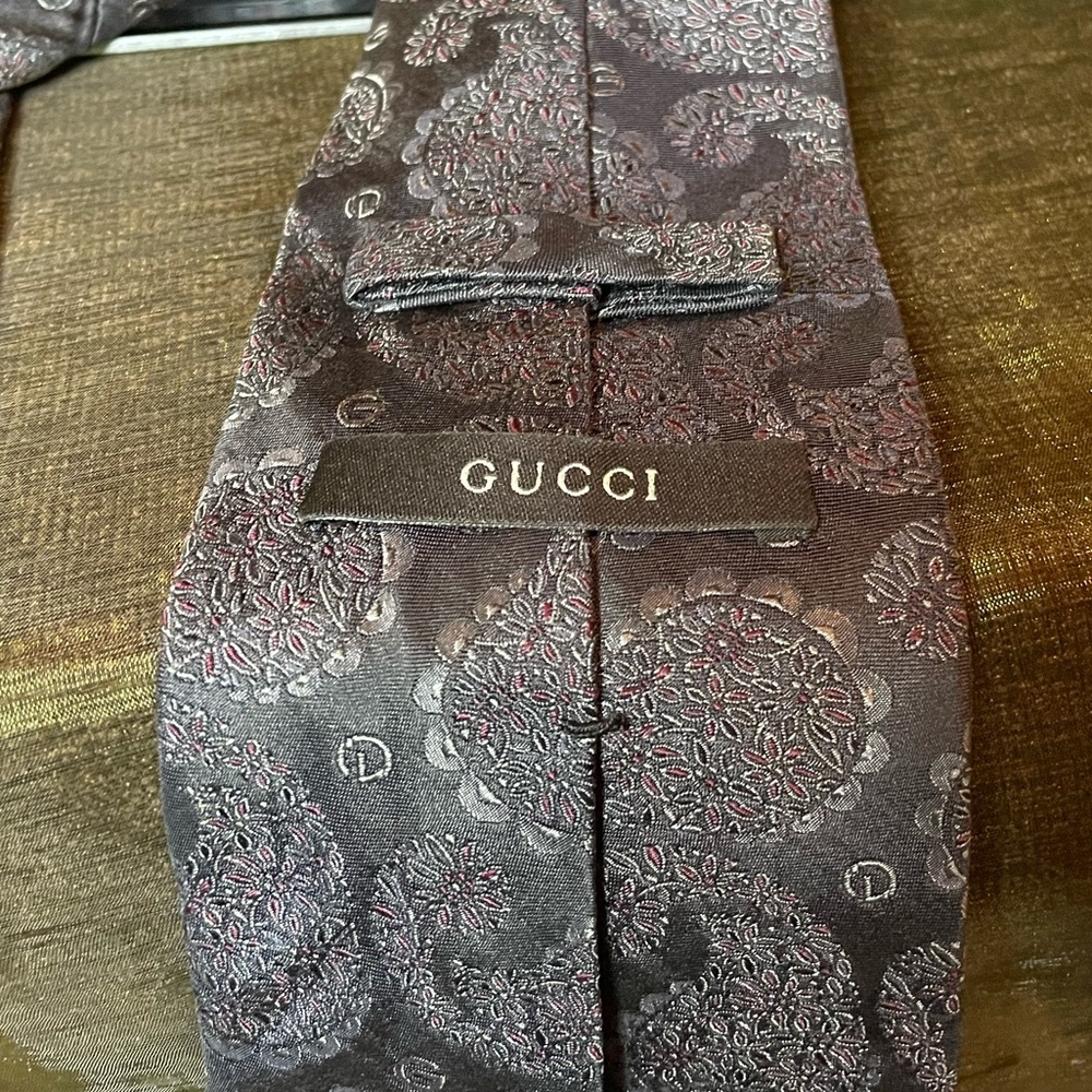 100% silk Gucci men’s tie - Picture 3 of 6